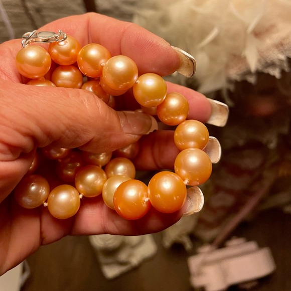 Authentic golden pink south sea pearl necklace - Picture 7 of 16